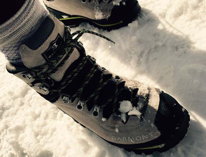 登山ブランドのガルモンとの登山靴