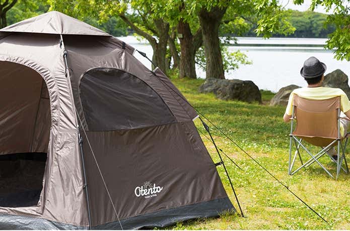 キャンプにも簡易テントで快適