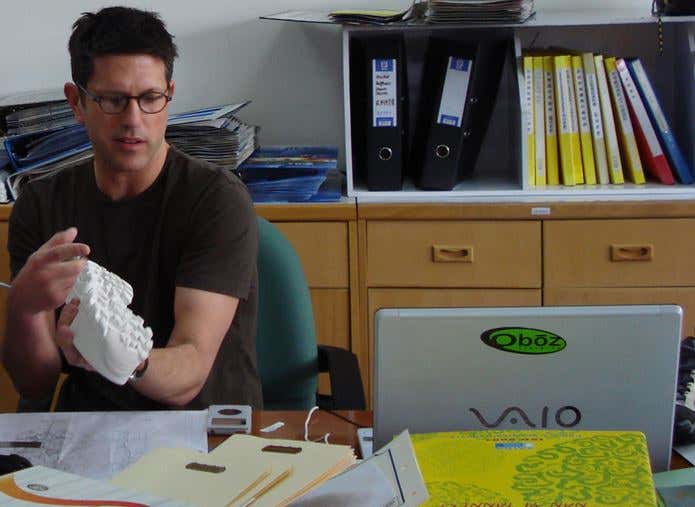 オボズ本国　設計の様子