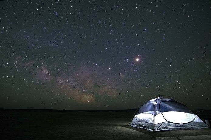 星空の下でテント泊