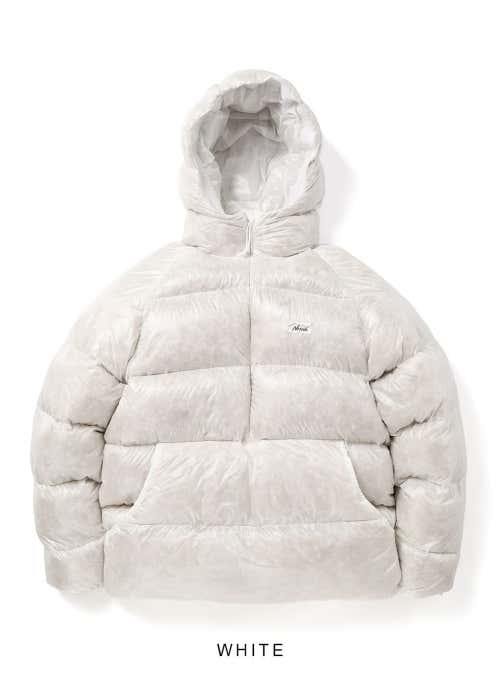 ナンガのホワイトレーベルのウェア