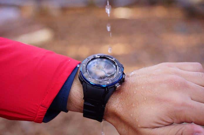 エプソンに水がかかっている