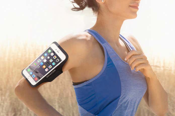 腕につけるランニングポーチ