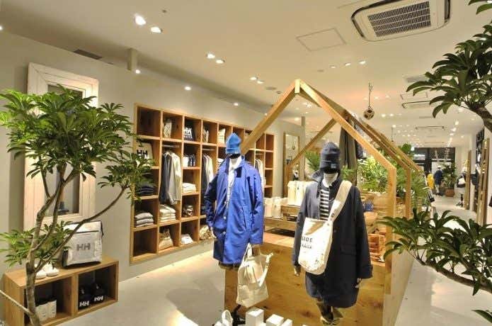 ヘリーハンセンMARINE&WALK店