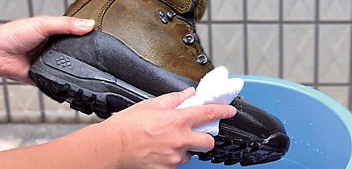 登山靴をお手入れする