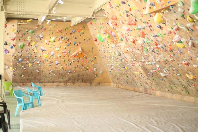 横浜のボルダリングジムシェア