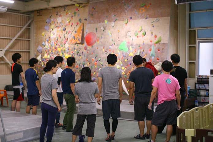 横浜でボルダリングするときの持ち物は?