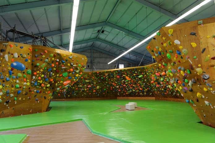 横浜のボルダリングジムプロジェクト