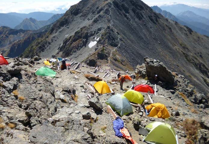 槍ヶ岳山荘のテント場