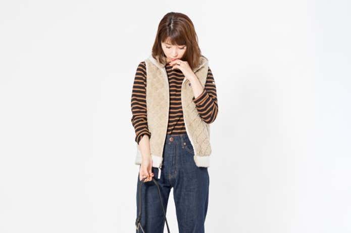 パタゴニアのフリースを着ている女性