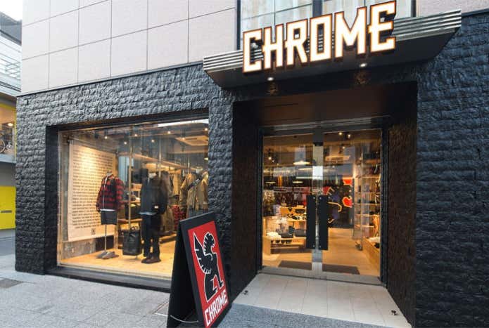 クロームの店舗外観
