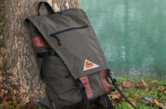 置いてあるkelty(ケルティ)のリュック