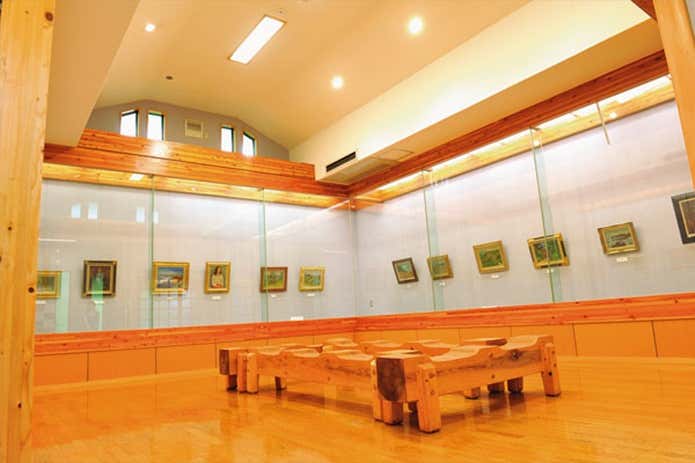 日原鍾乳洞近くの美術館
