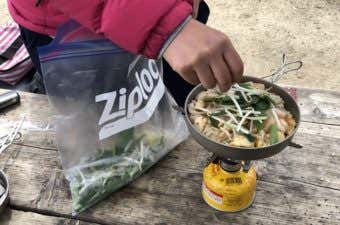 ジップロックを山で使う