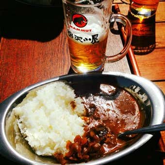 涸沢小屋のカレーとビール