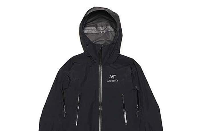 黒のARC'TERYX