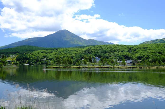 白樺湖と蓼科山