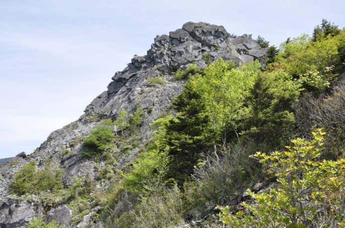 乾徳山岩峰