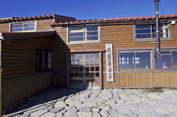 穂高岳山荘の外観