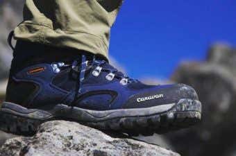 キャラバンの登山靴を履いて登山