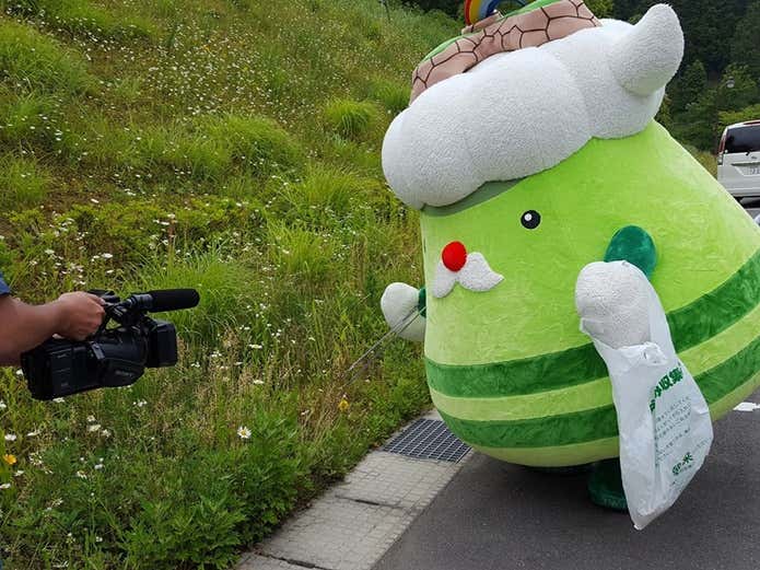清掃活動中のたけじぃ
