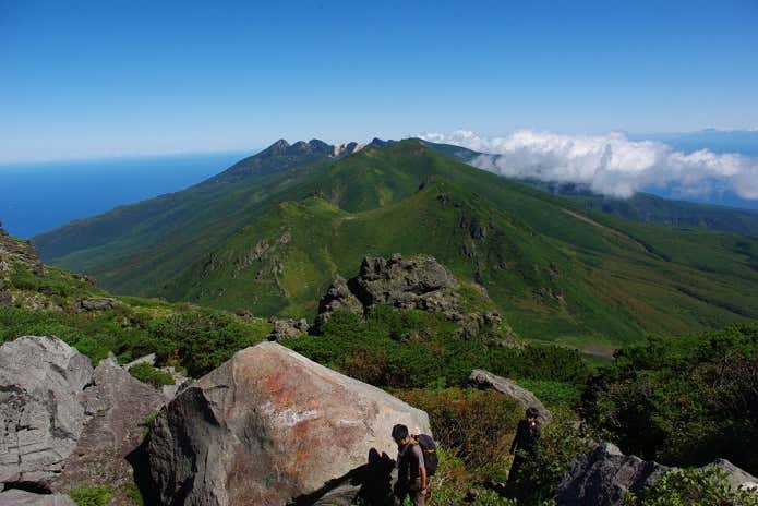 知床の山々