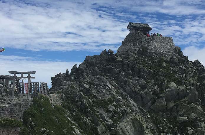 立山 登山｜日帰り初級コース！立山黒部アルペンルートで一気に高山へ 