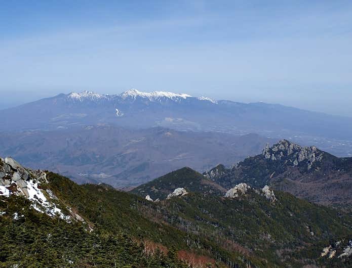 瑞牆山　遠景