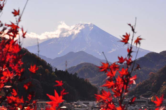 中央道大月駅から行ける岩殿山の紅葉