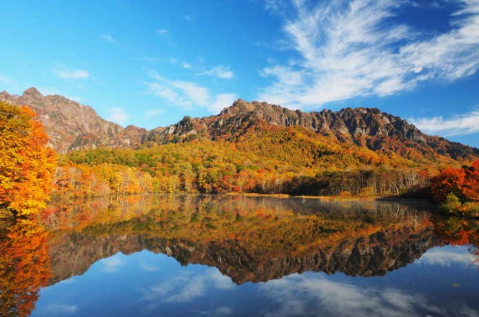 長野県の戸隠高原の紅葉