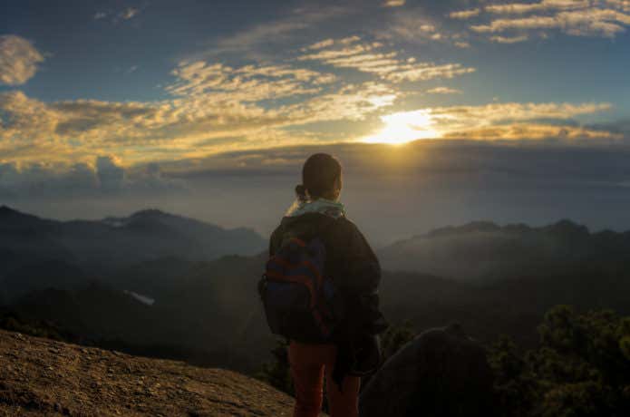 屋久島を楽しむ登山者