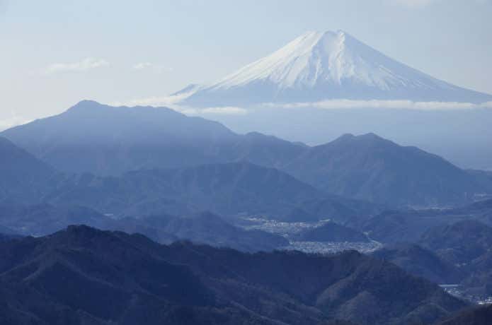 百蔵山から見た富士山の画像