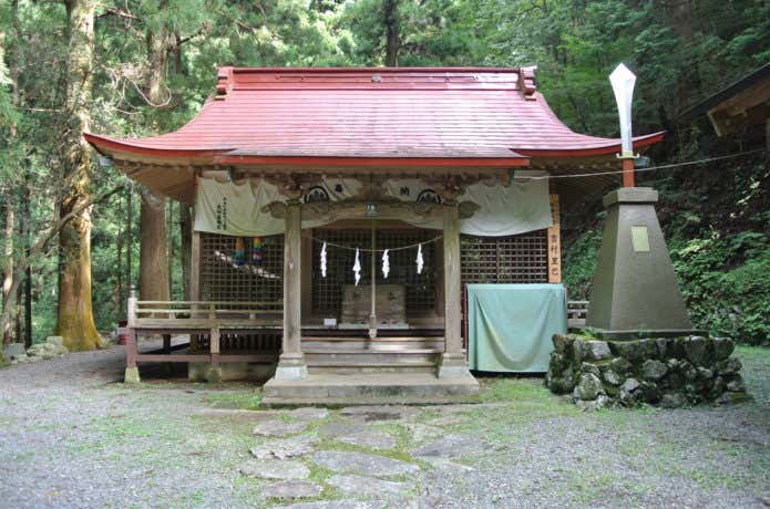 軍刀利神社の画像