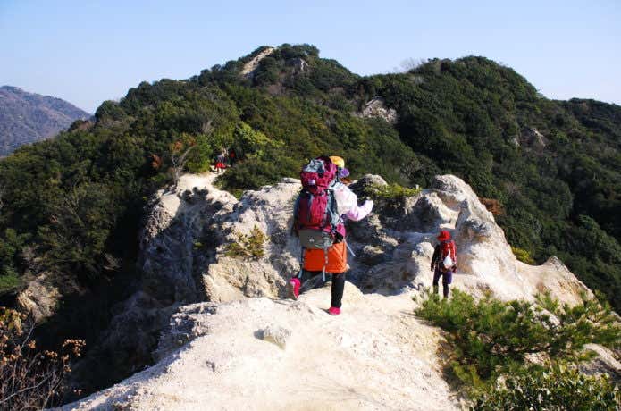 ハイキングにもおすすめ！YAMA HACKが選ぶ「関西の日帰り登山」ランキング