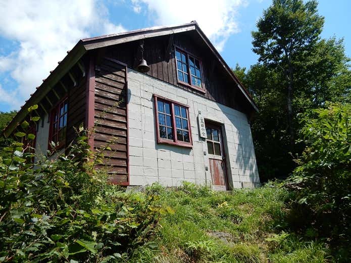 万助小屋