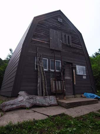 念仏ヶ原避難小屋