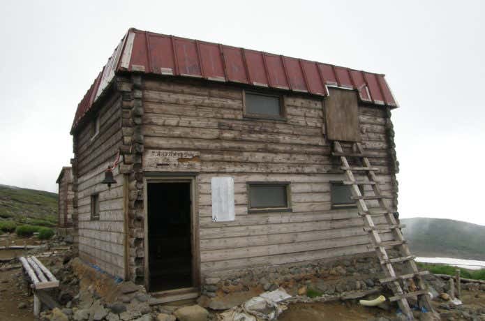 上ホロ避難小屋
