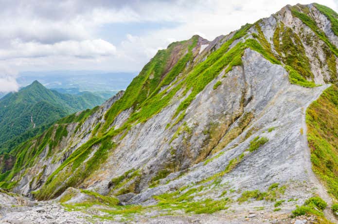 大山の岩稜地帯