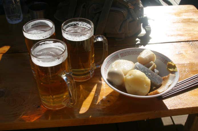 涸沢ヒュッテのおでんとビール