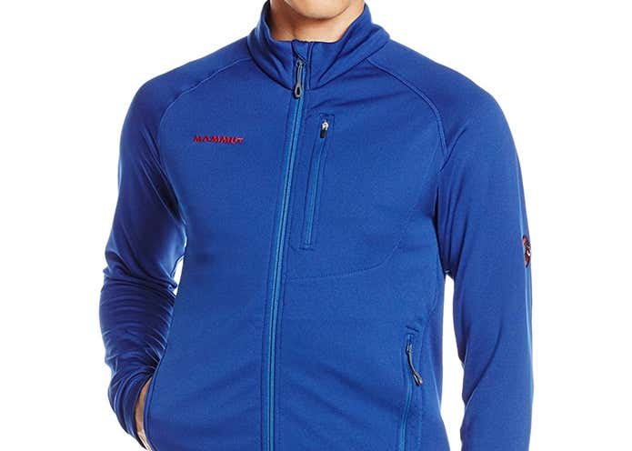 山登りの服装に必要なフリース