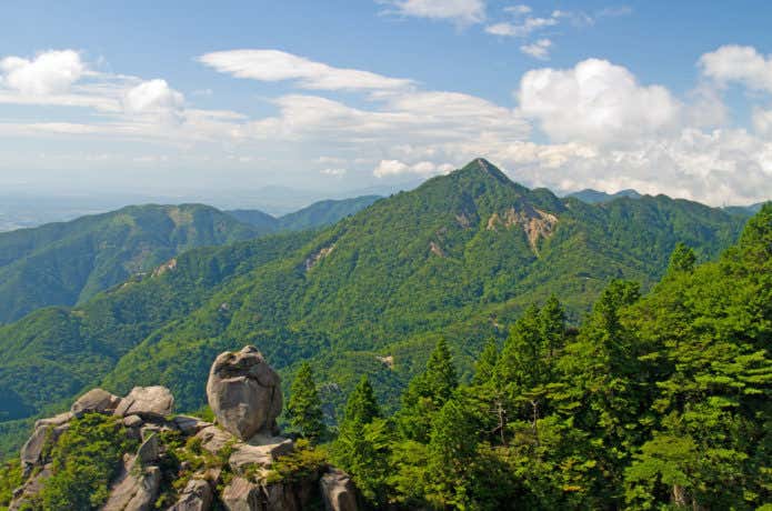 御在所岳地蔵岩