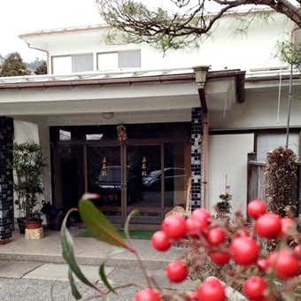 相模湖周辺の宿、五本松