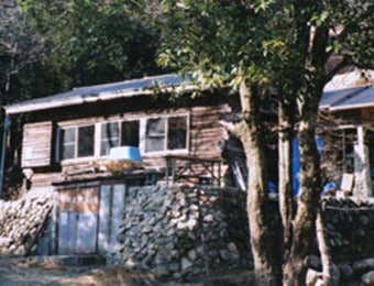 一の谷山荘