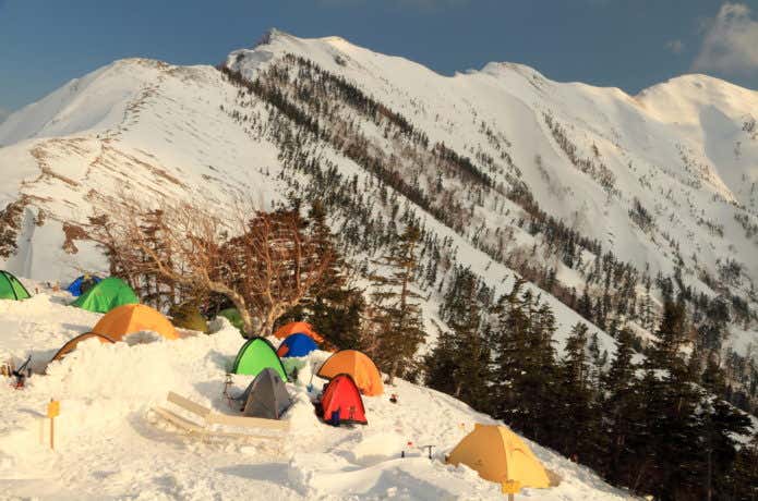 雪山でのテント