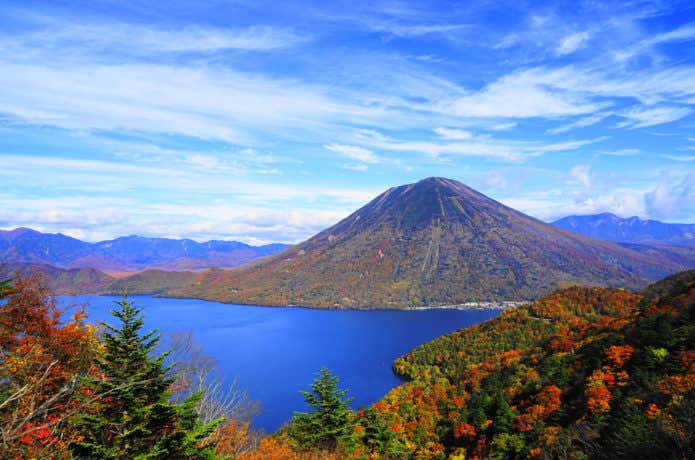 男体山の山容
