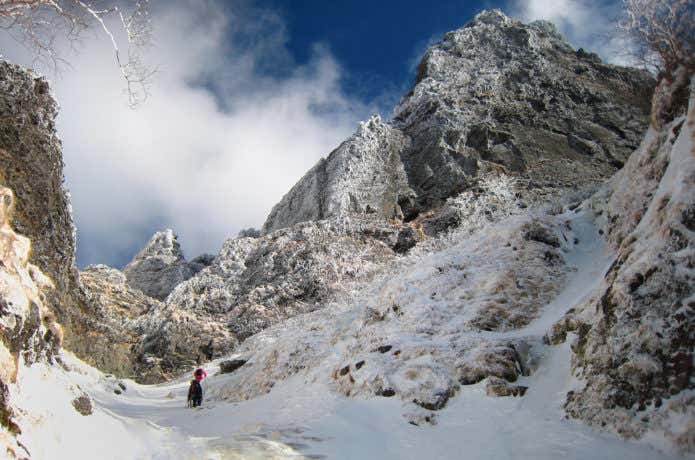 冬は”冬用”のシュラフを！「雪山登山」で使いたいおすすめ寝袋11選