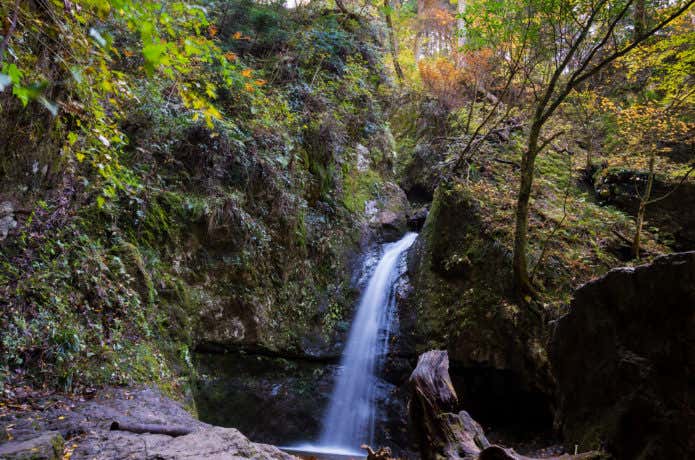 秋の御岳山、七代の滝