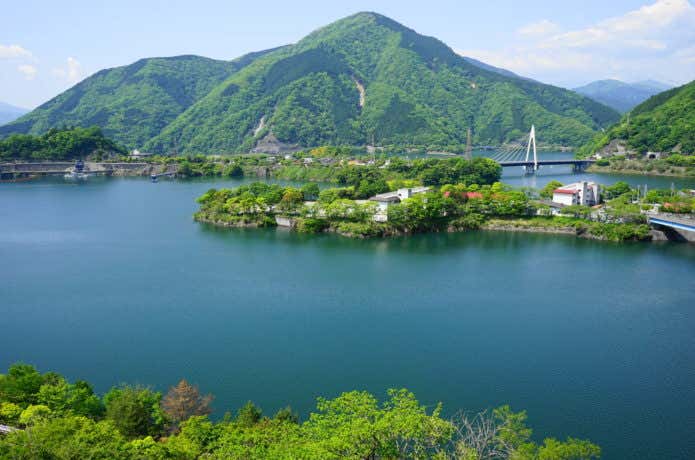 丹沢湖