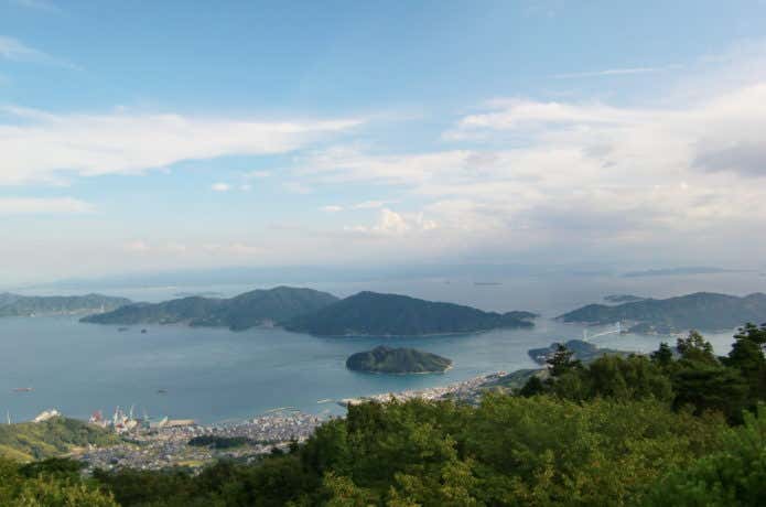 瀬戸内海と安芸灘大橋