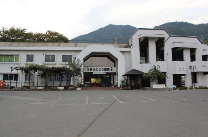勝沼ぶどう郷駅　駅舎